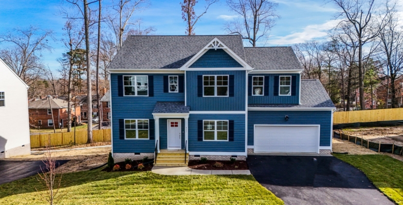 Potomac Plan - Craftsman Elevation and Pacific Blue Vinyl Siding